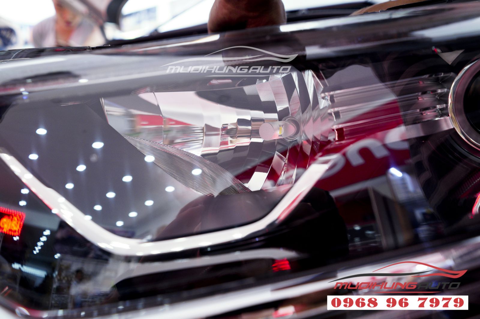 Gắn bóng led siêu sáng Honda Crv 2019 chính hãng 02
