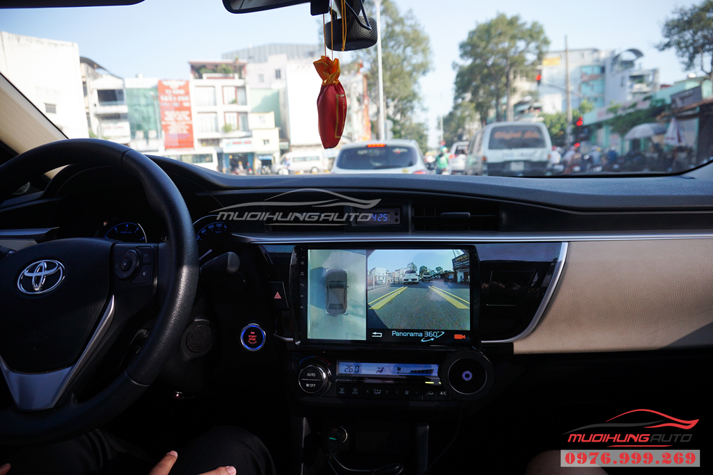 Gắn camera 360 độ chính hãng xe Toyota Altis 2018 