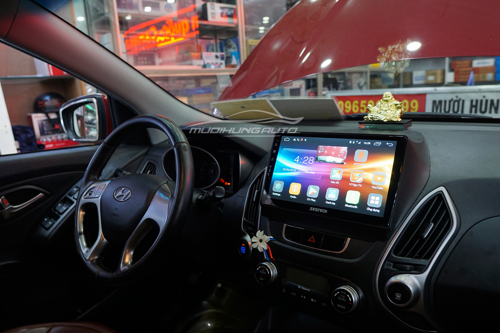 Lắp Màn hình DVD Theo xe Hyundai Tucson 2018 