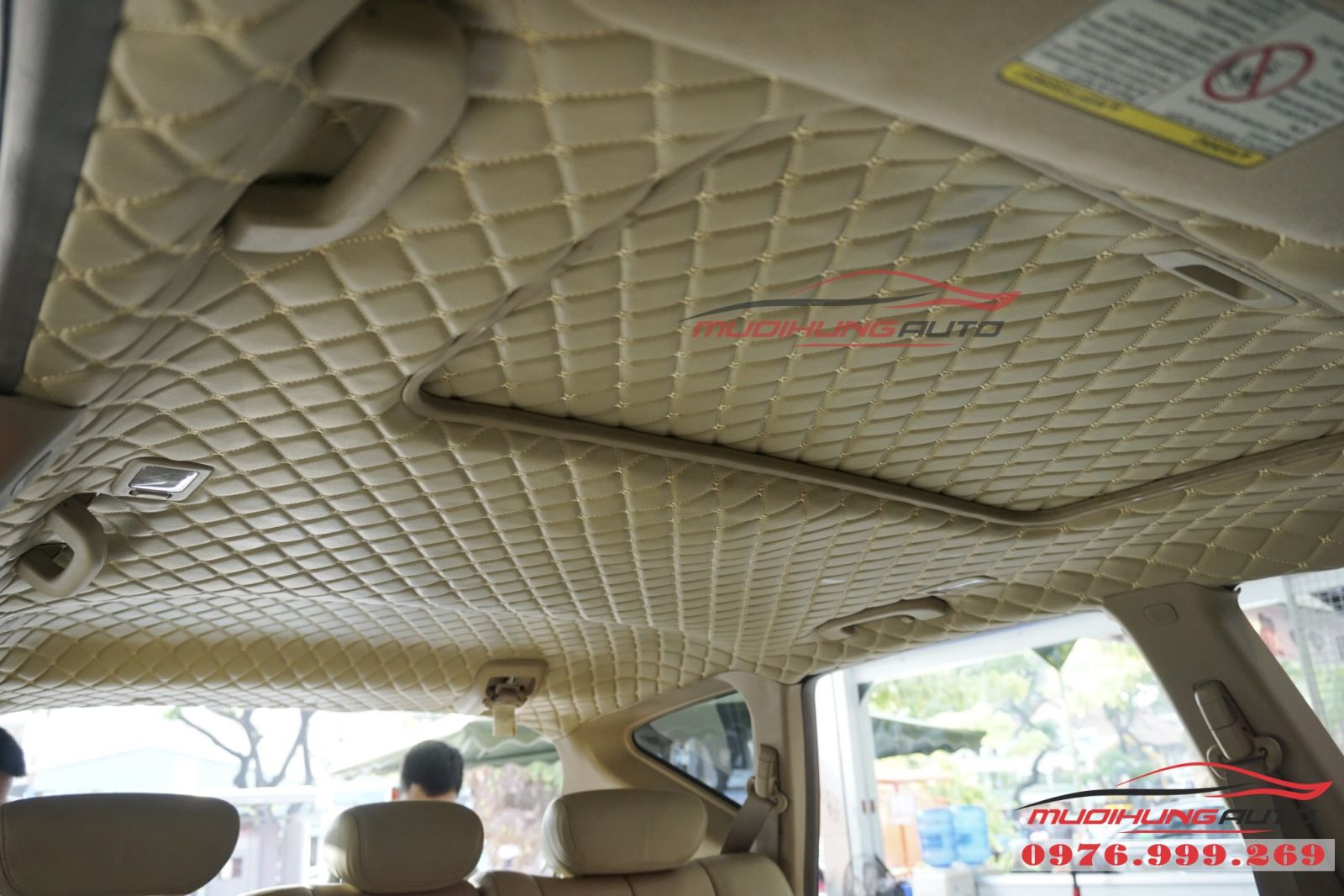 Nissan Murano bọc trần cao cấp tại TPHCM 06