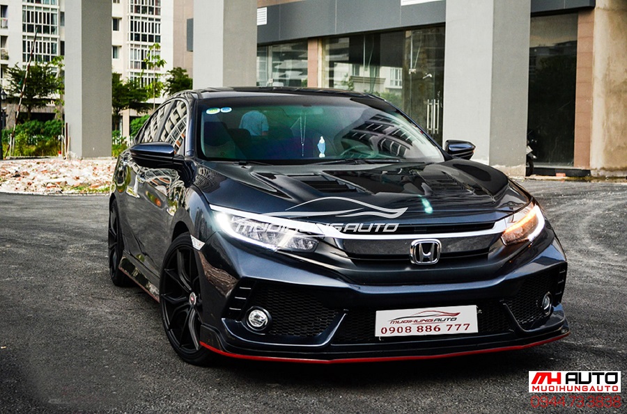 Soi Honda Civic độ hầm hố nhất nhì Việt Nam Bộ bodykit trị giá cả trăm  triệu đồng