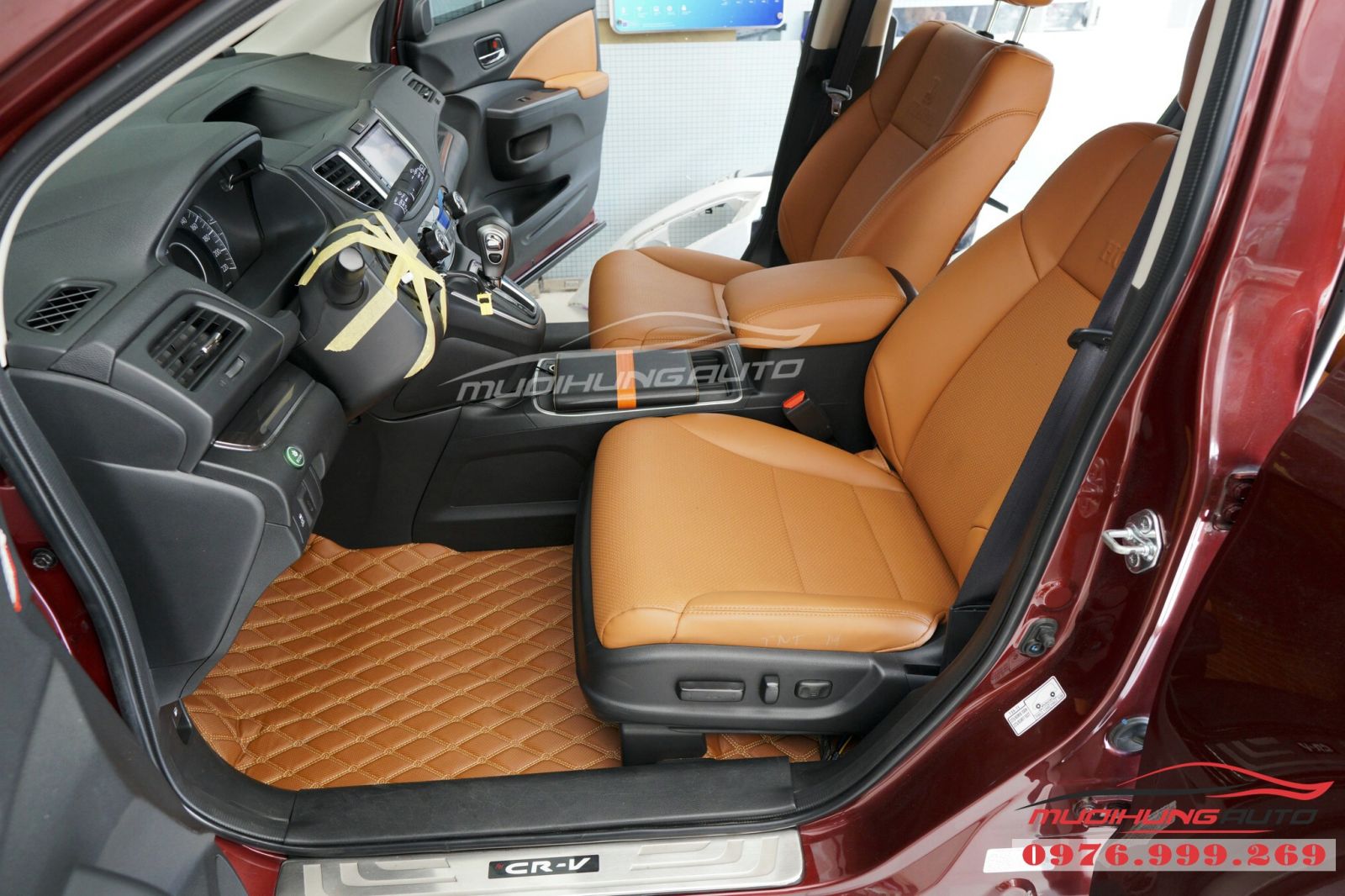 Honda CRV lột xác với ghế bọc da cao cấp 01