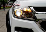 Độ đèn pha Chevrolet Colorado 2019 tại tphcm