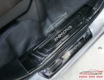 Lắp nẹp bước chân trong Innova 2019 Titan cao cấp tại TP HCM